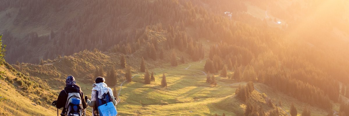 Externer Verweis Menschen wandern